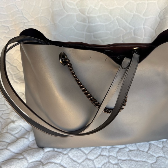 COACH 78218 SIGNATURE CHAIN CENTRAL TOTE V5/Heather Grey. - Picture 13 of 14